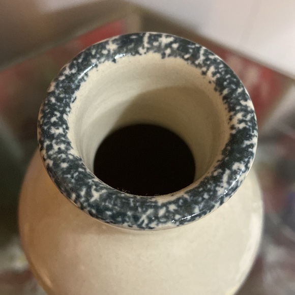 VINTAGE CASEY POTTERY BUD VASE - Picture 3 of 5